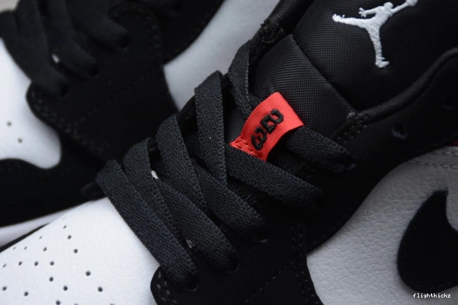 Air 1 Toe 553558-116 Black Low Jordan 0709